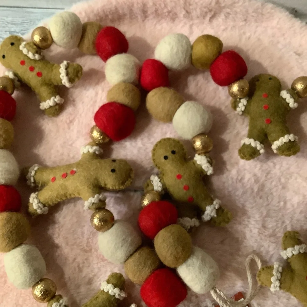 Magical Season Gingerbread Pom Pom Christmas Garland